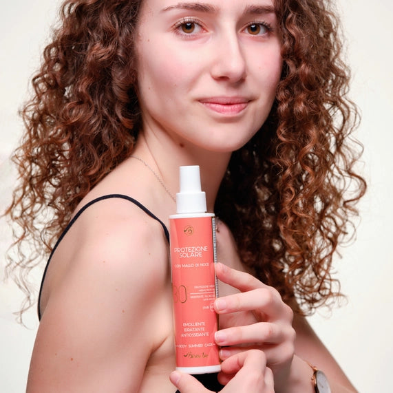 Protezione solare 30 con mallo di noce