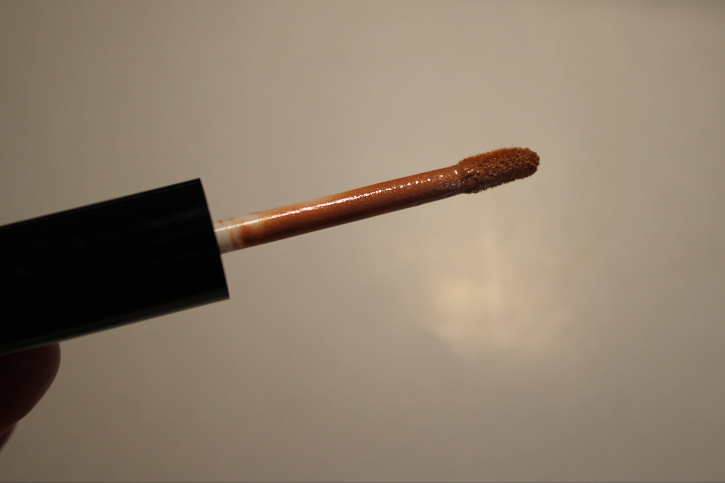 Lip gloss Nude Beige 75