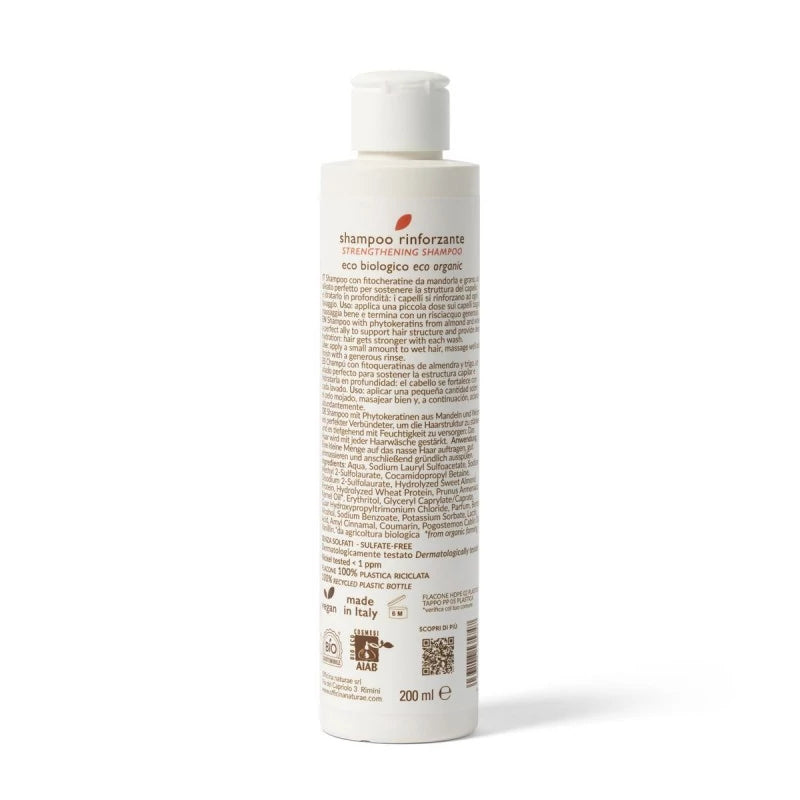 Shampoo rinforzante